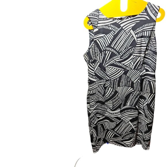 Scarlett Geometric Black & White Pattern Sleeveless Dress Size 14 - Picture 1 of 6